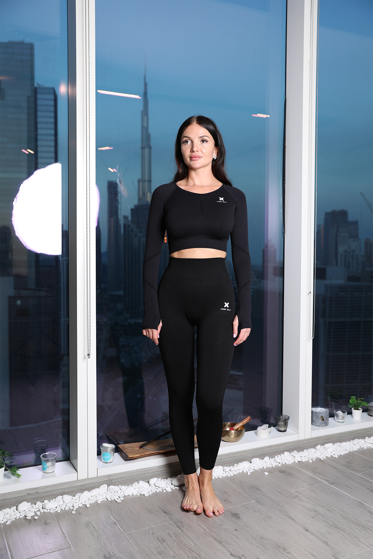 Time-Out-X-High-Waist-Performance-Scrunch-Leggings—Black—Front—Model